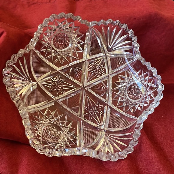 Vintage cut crystal starburst pattern bowl plate - Picture 10 of 10